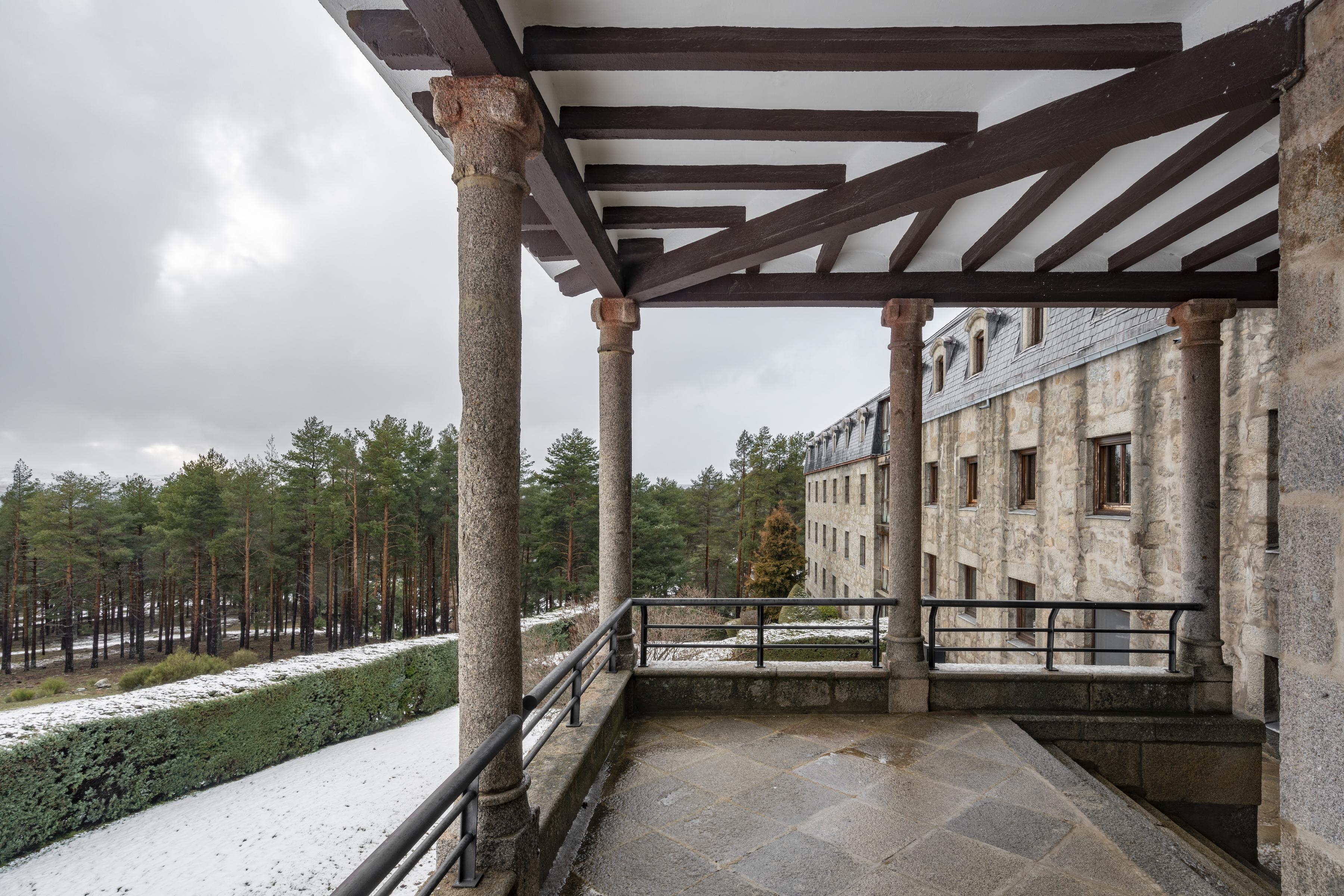 Parador De Gredos Navarredonda de Gredos Exterior photo